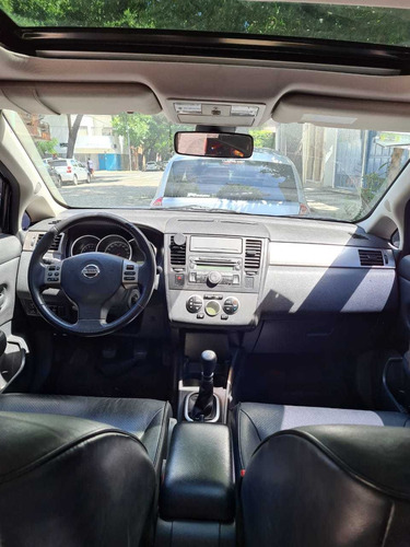 Nissan Tiida 1.8 Tekna 5 P 2011