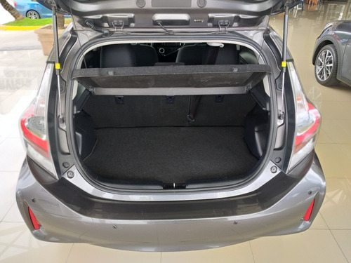 Imagen 12 de 12 de Toyota Prius 2019
