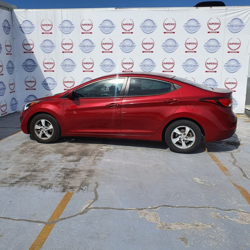 Imagen 5 de 13 de Hyundai Elantra Gls Ta 2015