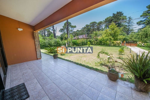 Imagen 11 de 15 de Casa A La Venta Punta Del Este