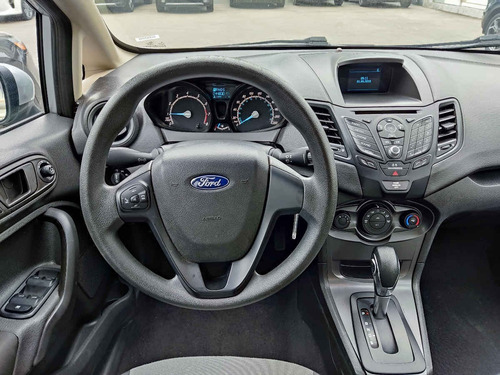 Imagen 9 de 10 de Ford Fiesta 2018 4p S L4/1.6 Aut