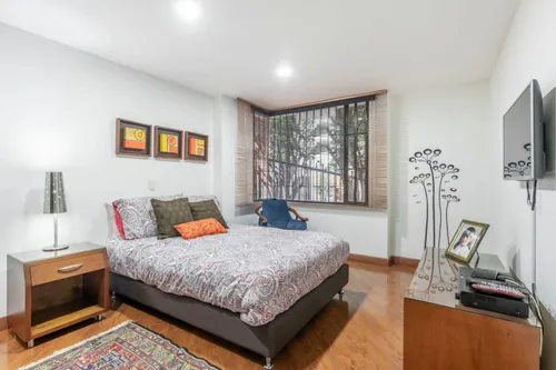 Apartamento En Venta En El Nogal. Cod V5086