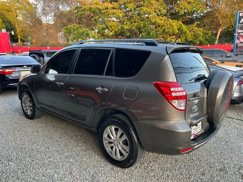 Oportunidad Toyota Rav4 4x4 2012
