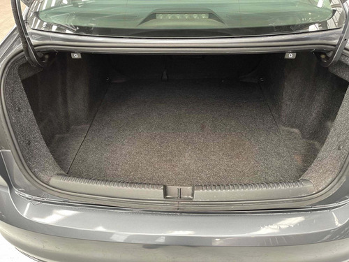 Imagen 12 de 12 de Volkswagen Jetta 2015 2.0 Tdi L4 T Diesel Nave B A C At