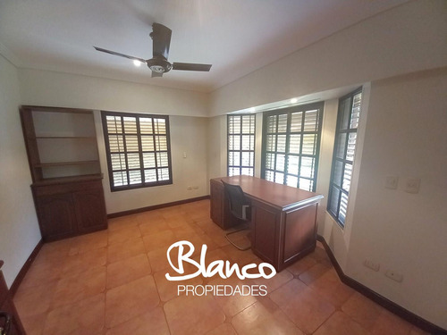 Casa En Venta En Mapuche Country Club, Pilar, G.b.a. Zona Norte