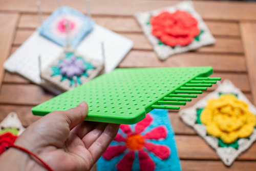 Tabla Bloqueador Granny Square Crochet Plástico Todo En Uno Verde