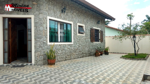Imagem 3 de 21 de Casa Próximo A Praia Com 3 Suítes Piscina Garagem Para 4 Autos R$740.000 Mirian Imoveis Seu Negócio Prote - Ca01030 - 33371077