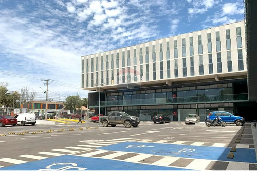 Local Comercial En Arriendo En Talagante