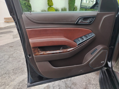 Chevrolet Suburban 5.3 Ltz V8 4wd 2da Cubo At