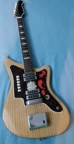 Guitarra Electrica Italiana Eko De Colección Año 62-63 Usada