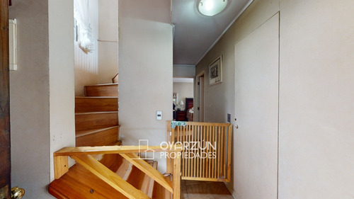 Casa Con 4 Dormitorios 3 Baños Piscina 2 Estacionamientos