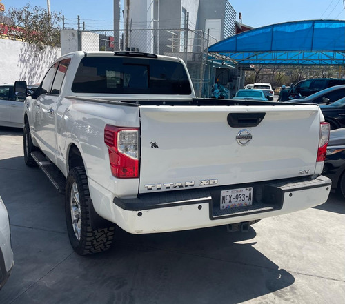 Titan Cummins Turbodiesel V8