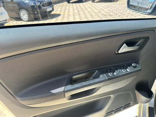 Volkswagen Suran 1.6 Highline