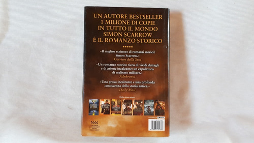 Imagen 3 de 7 de Sotto Un Unico Imperio Simon Scarrow Newton En Italiano