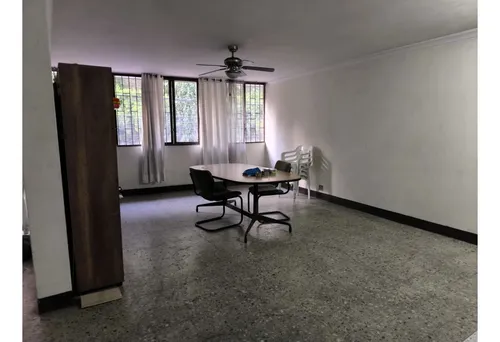 Casa En Venta En Calasanz