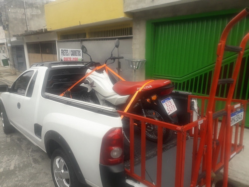 Imagem 3 de 5 de Carreto Frete Goes