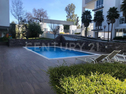 Departamentos En Venta De En Torre Nidum! A 1km De Ccu Y 3km D Angelopolis!