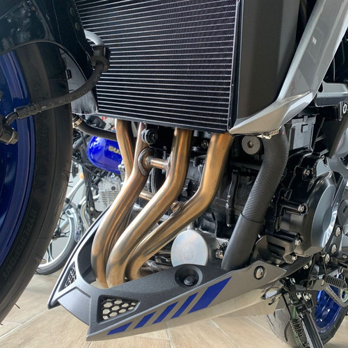 Imagen 7 de 25 de Suzuki Gsx S 750 Nacked No Z650 Mt El Mejor Tipo De Cambio