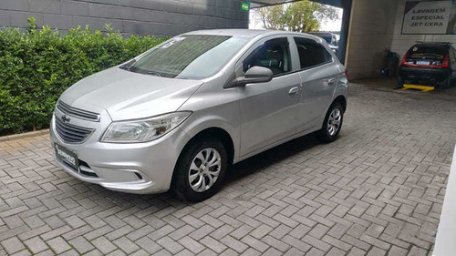 Imagem 3 de 15 de Chevrolet Onix 1.0 Lt 8v Flex 4p Manual 2017