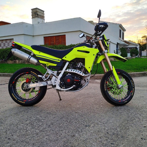 Imagen 2 de 10 de Zanella Ztt250 Supermotard, Enduro, Motard, On Off