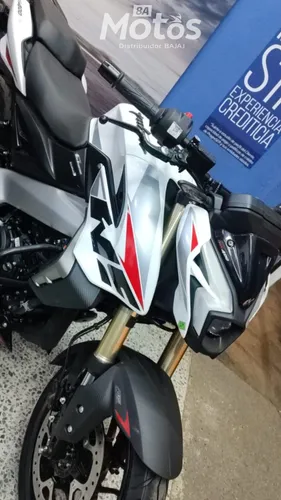 Pulsar Ns400z