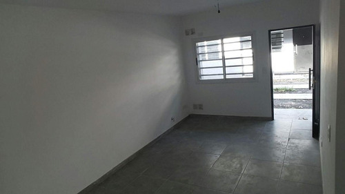 Imagen 9 de 14 de Departamento De 2 Ambientes Con Cochera Techada