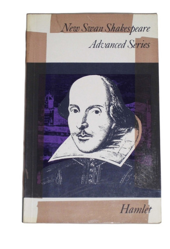 Hamlet / New Swan Shakespeare Advanced Series