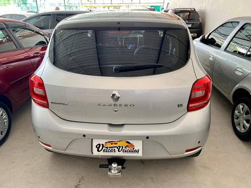 Renault Sandero 1.6 Expression 8v Flex 4p Manual
