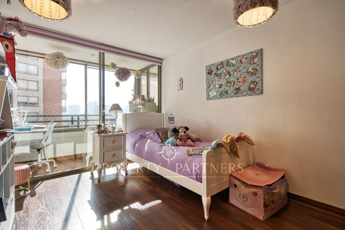 ¡gran Baja De Precio! Amplio Departamento 3d Y 3b...