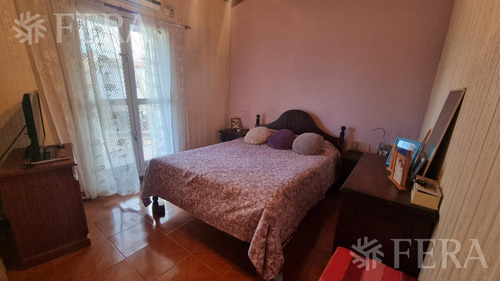 Venta Casa 5 Ambientes Con Cochera, Patio Con Parrilla Y Terraza En Don Bosco