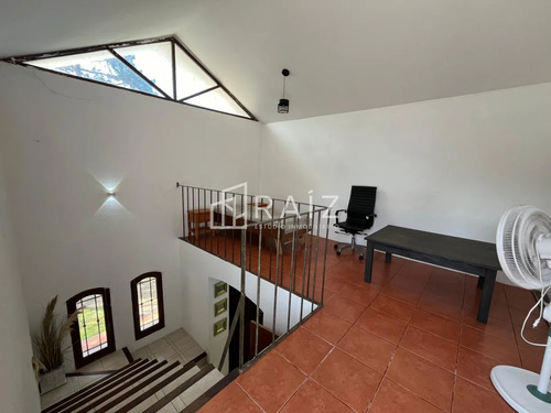 Casa Alquiler Anual 4 Dormitorios Zona Colegios Con Piscina Y Parrillero