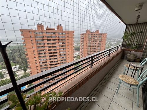 Departamento En Venta De 2 Dorm. En Las Condes