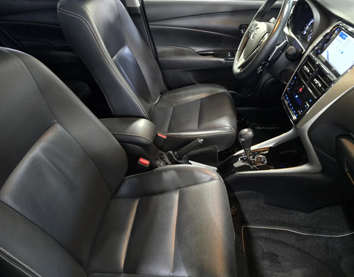 Toyota Yaris 1.5 16V FLEX SEDAN XLS MULTIDRIVE