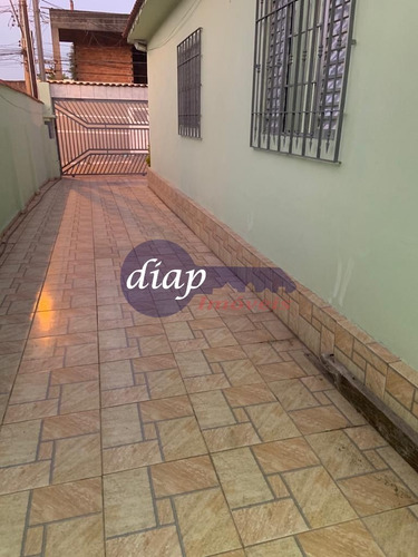 Imagem 12 de 24 de Linda Casa Térrea Com 3 Quartos Sendo Uma Suíte, Sala, Banheiro, Jardim, Quintal E Garagem Para 5 Carros. Casa Com Excelente Localização. Documentação - Ca00322 - 70014118