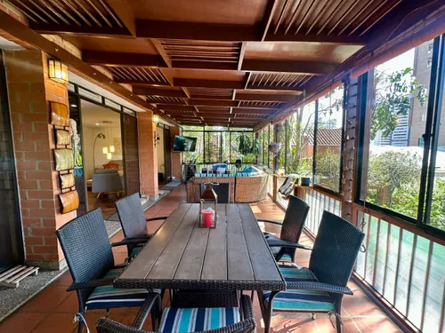 Casa En Venta En San Lucas. Cod V776063