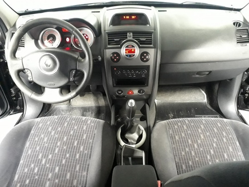 Mégane 1.6 Dynamique Grand Tour 16v Flex 4p Manual 66710km