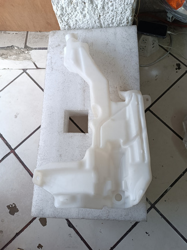 Depósito De Chisgeteros De Honda Crv 2017-2019 (Usado)