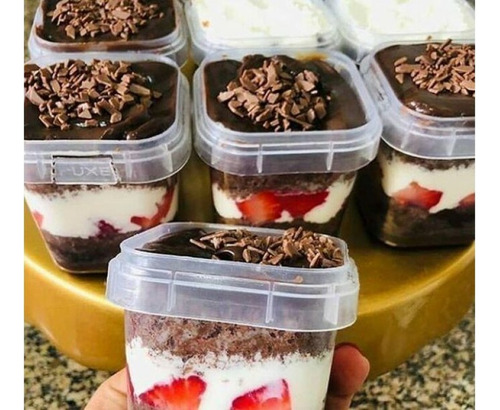 Imagem 2 de 4 de Pote Quadrado Bolo Pote Doce 220ml Tp Freezer 20pctx10 Un.
