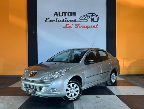 Peugeot 207 1.4 Sedan Allure 75cv