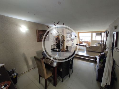 Excelente Apartamento En Urb Andres Bello Res Taguanes. 003jsc