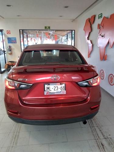 Imagen 5 de 13 de Toyota Yaris 1.5 R Le At 2016