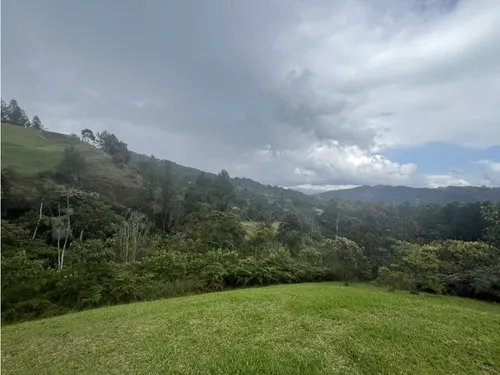 Lote En Exclusiva Parcelacion El Retiro Via La Fe