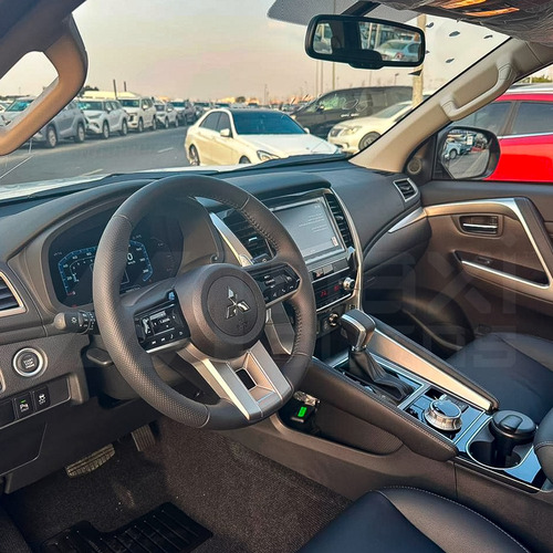 Mitsubishi Montero Sport 2025