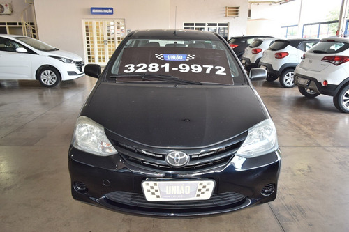 Toyota Etios 1.3 X 2013