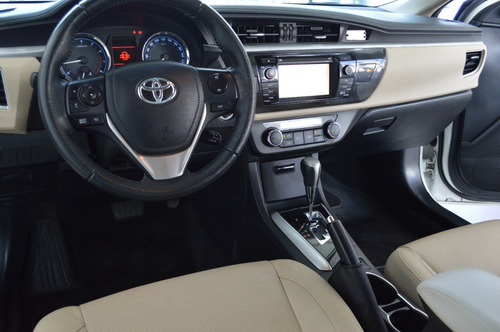 Imagen 10 de 15 de Toyota Corolla Se-g 1.8 Cvt 2016 Blanco Nafta / Lesbleus