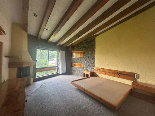 Lomas De Tecamachalco, Espectacular Residencia Estilo Cantábrico Precioso Jardín