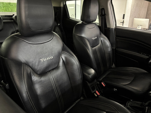 Fiat Toro 1.8 16v Freedom Flex 4x2 Aut. 4p