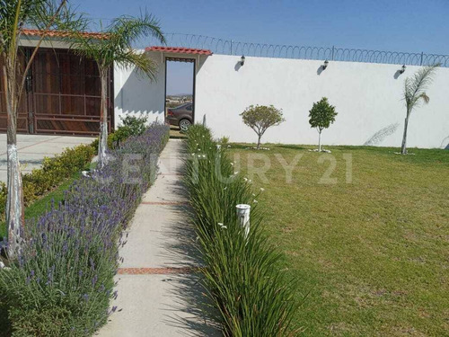 Casa En Venta - Metepec, Atlixco