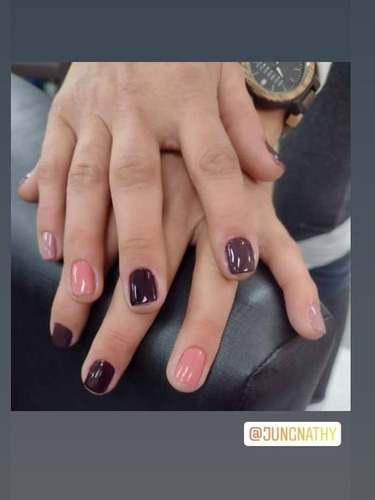 Imagem 1 de 3 de Manicure E Pedicure