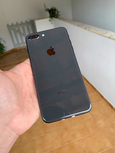 iPhone 8 Plus 64gb - Seminovo